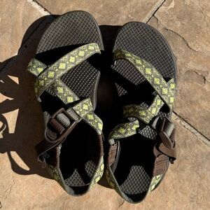 Chacos women’s Z/1 adjustable strap classic sandal size 6